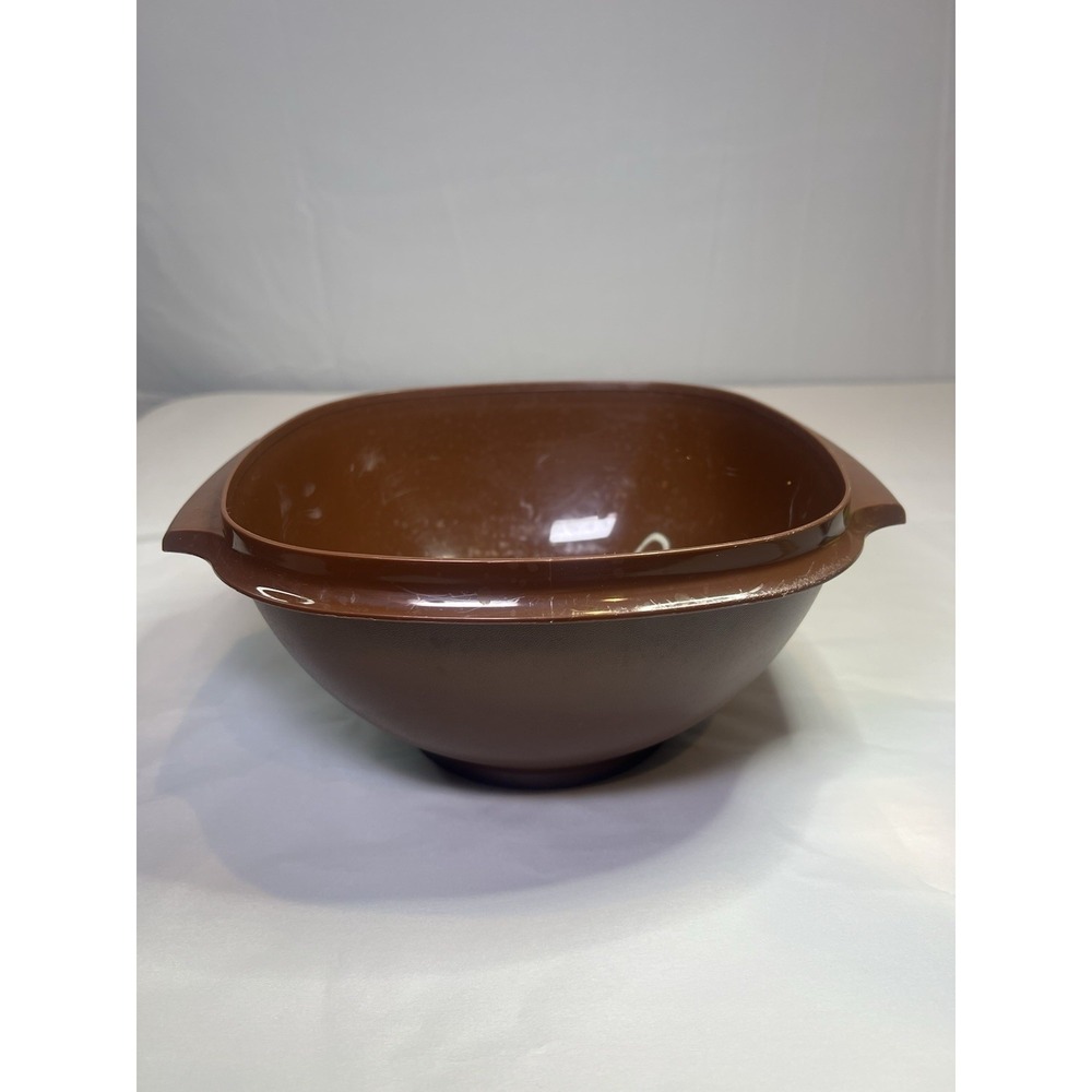 Vintage Retro Brown Tupperware Servalier Bowl # 858-4‎ ** No Lid